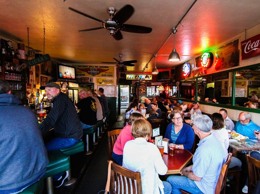 Interior Richmond Bar and Grill